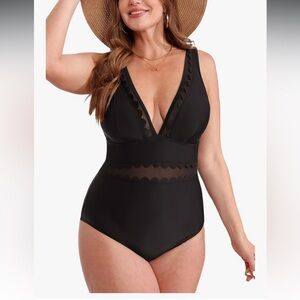 NWT Cupshe black one piece scalloped top size XXL